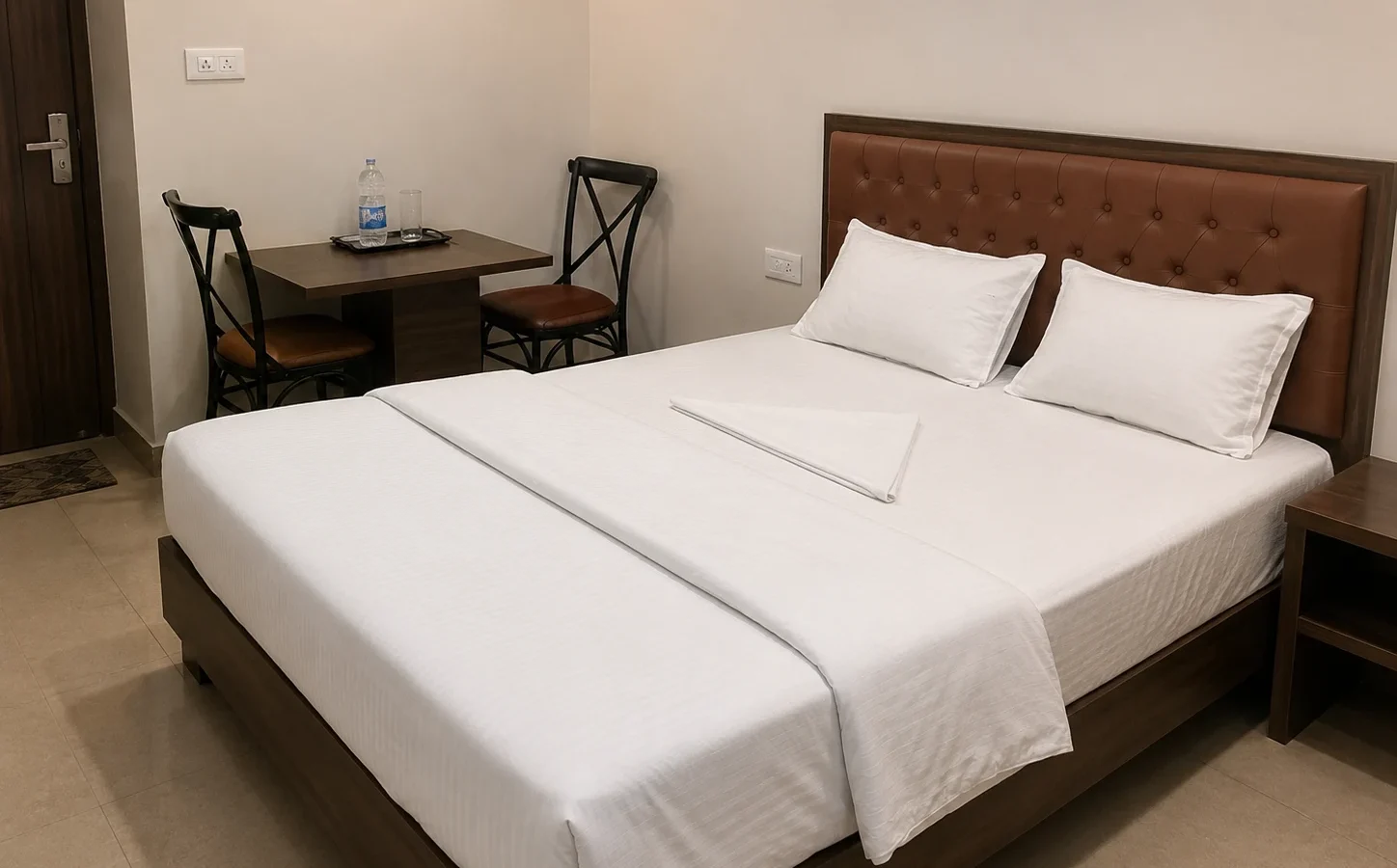 Economy Rooms