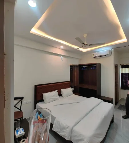 Standard Hotel Rooms