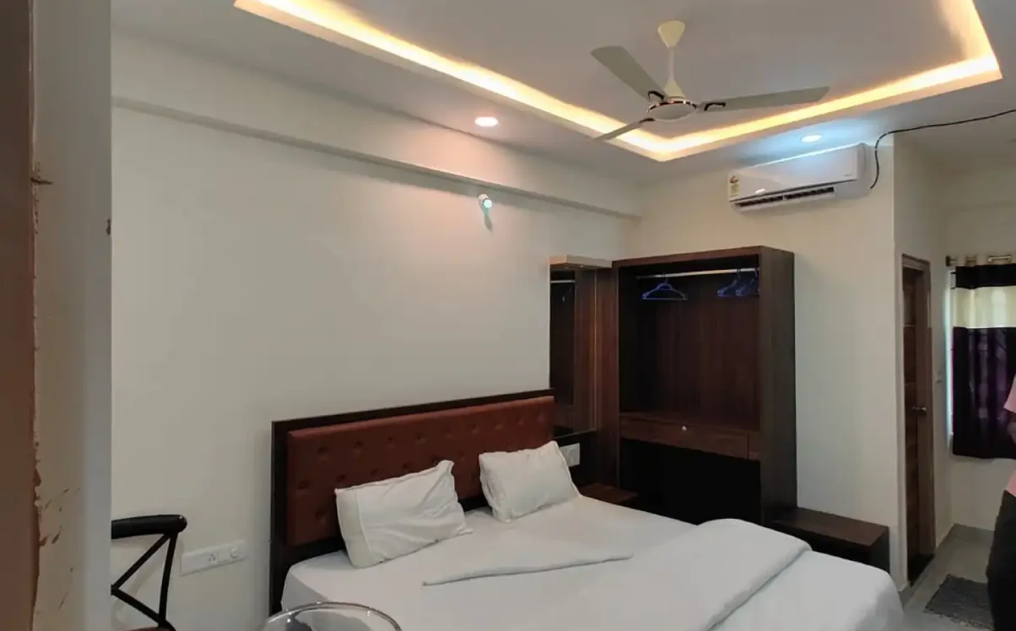 Standard Hotel Rooms
