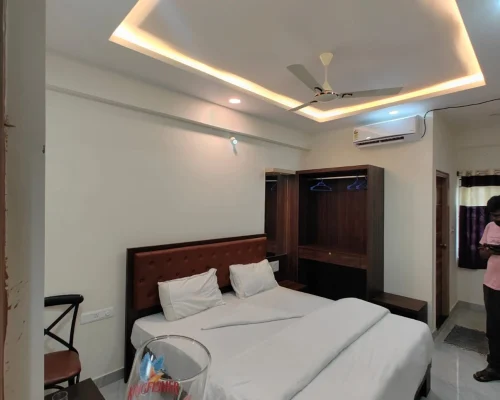 Royal Stay INN Deluxe Room